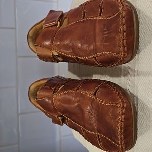 EUC MENS LEATHER PIKOLINOS